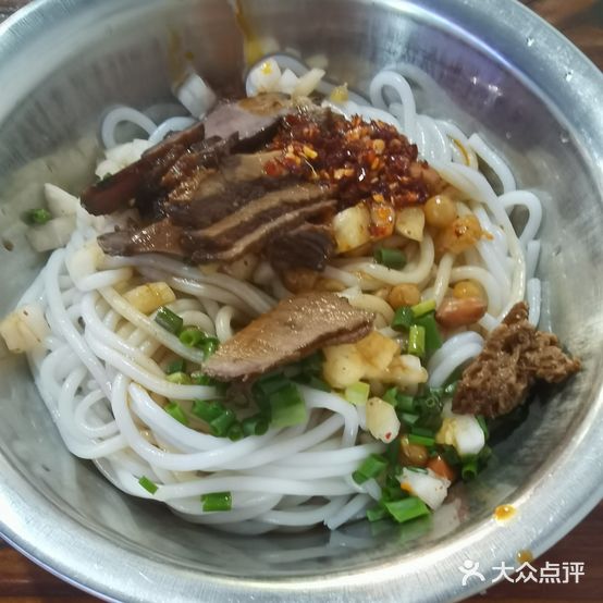 佬佬卤粉(建设路店)