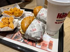 -The Habit Burger Grill 哈比特汉堡(爱琴海店)