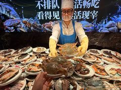 -雍容荟帝王蟹活龙虾展台自助(IFS黑金店)