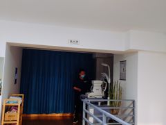 -视野联行眼镜(西站中天健广场店)