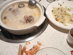 -三人行骨头王火锅(长寿店)
