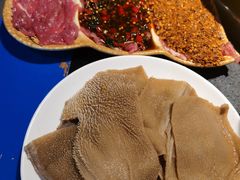 屠场鲜毛肚-洞府防空洞老火锅(解放碑总店)