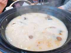 花胶海参煲鸡-喜上喜鸡煲翅(吉大店)