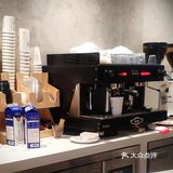 喝完咖啡默默带走了杯子[调皮]