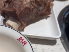-三人行骨头王火锅(长寿店)