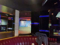 -温莎KTV(珠江路店)