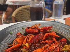 -肥肥虾庄·金牌油焖大虾(汉口城市广场店)