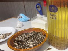 -鲁员外地锅鸡地锅鱼(龙湖江东天街店)
