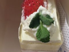 -花花卷卷·鲜食蛋糕(静安久光百货店)