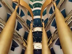 -迪拜帆船酒店海底餐厅