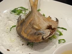 香煎鲳鱼-京香轩·中餐厅(上海中庚聚龙酒店)