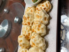 鲅鱼酱配石头饼-聚缘堂·海鲜私房菜(松岭路店)