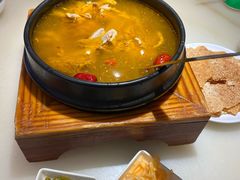 -吕记老鸭汤·徽菜馆(东营路店)
