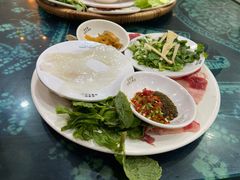 金牌肥牛-桥香园云南过桥米线(金马碧鸡店)