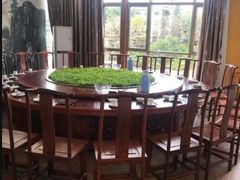 -东馆和天下特色餐饮(工农店)