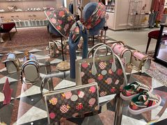 -Gucci(重庆IFS店)