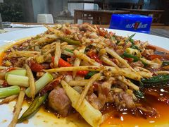 -江湖黑大兔(杨家坪店)