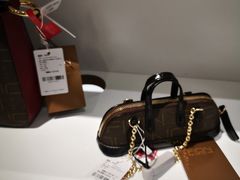 -唯品会(北京国瑞城店)