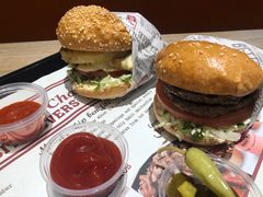 -The Habit Burger Grill 哈比特汉堡(爱琴海店)