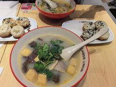 -小杨生煎(浦江欢乐颂店)