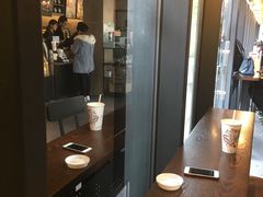 -星巴克(西藏路店)