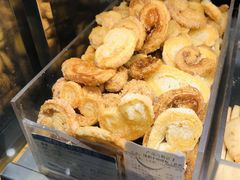 -上海哈尔滨食品厂(汇联商厦店)
