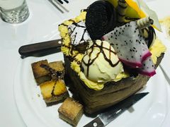 蜂蜜厚多士-铜锣湾·有麝自然香(渝北财富中心店)