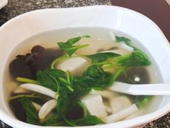 蘑菇豆腐汤-大明寺素斋
