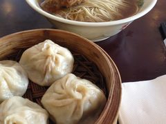 小笼-朱鸿兴面馆(镇湖店)