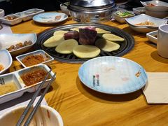 -唯成•韩国炭火烤肉 유성고기