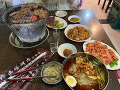 -韩风烤牛肉冷面店