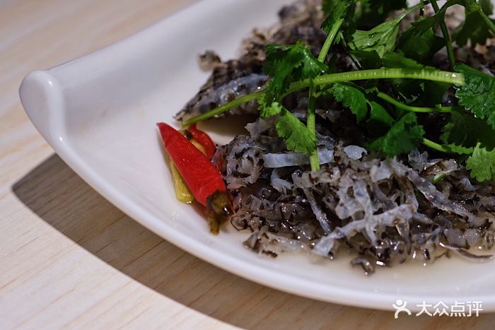 醉巫山纸包鱼·干锅(兰桂坊店)泡椒鱼皮丝图片 - 第162张