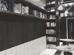 -钟书阁(群光广场店)