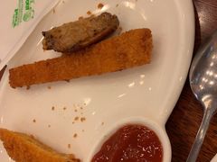 -玛格萝妮比萨屋(四平店)