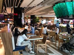 大堂-食悦天美食广场(西安CityOn熙地港购物中心店)