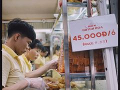 -Bánh Mì Huynh Hoa