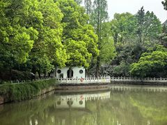 -汇龙潭