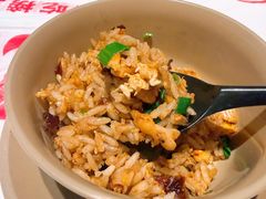 -肥肥虾庄·金牌油焖大虾(汉街SKP店)
