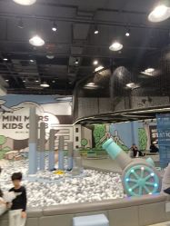 -MINI MARS 脚下的城市乐园·餐饮·派对(静安江宁店)