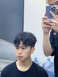 点击看大图 -藤野造型专业烫染接发