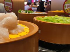 -龍歌自助小火锅(市北CBD万达店)