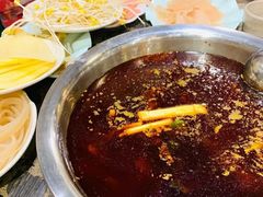 -肖肖酸萝卜鱼火锅(总店)