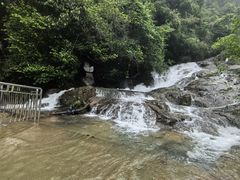 -南昆山川龙瀑布
