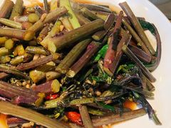 酸辣红菜苔-汪爹爹武汉牛三鲜(朝外大街店)