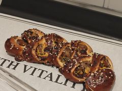 -HOT CRUSH趁热集合·现烤面包(上海环球港店)