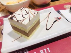 双色巧克力慕斯-骑士牛排(北仑银泰城店)