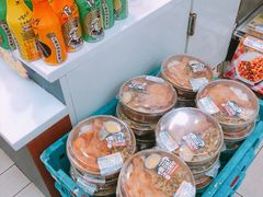 -全家便利店(秀沿路店)