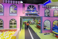 -菲菲羊乐园(临平银泰城店)