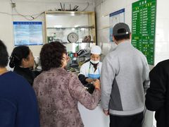 等位区-上海为民商行清真饭店(南大路店)