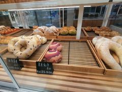 -焙丽拾光(麦凯乐直营店)